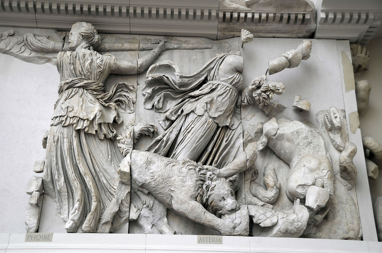 宙斯斗巨人的雕塑壮观吗?