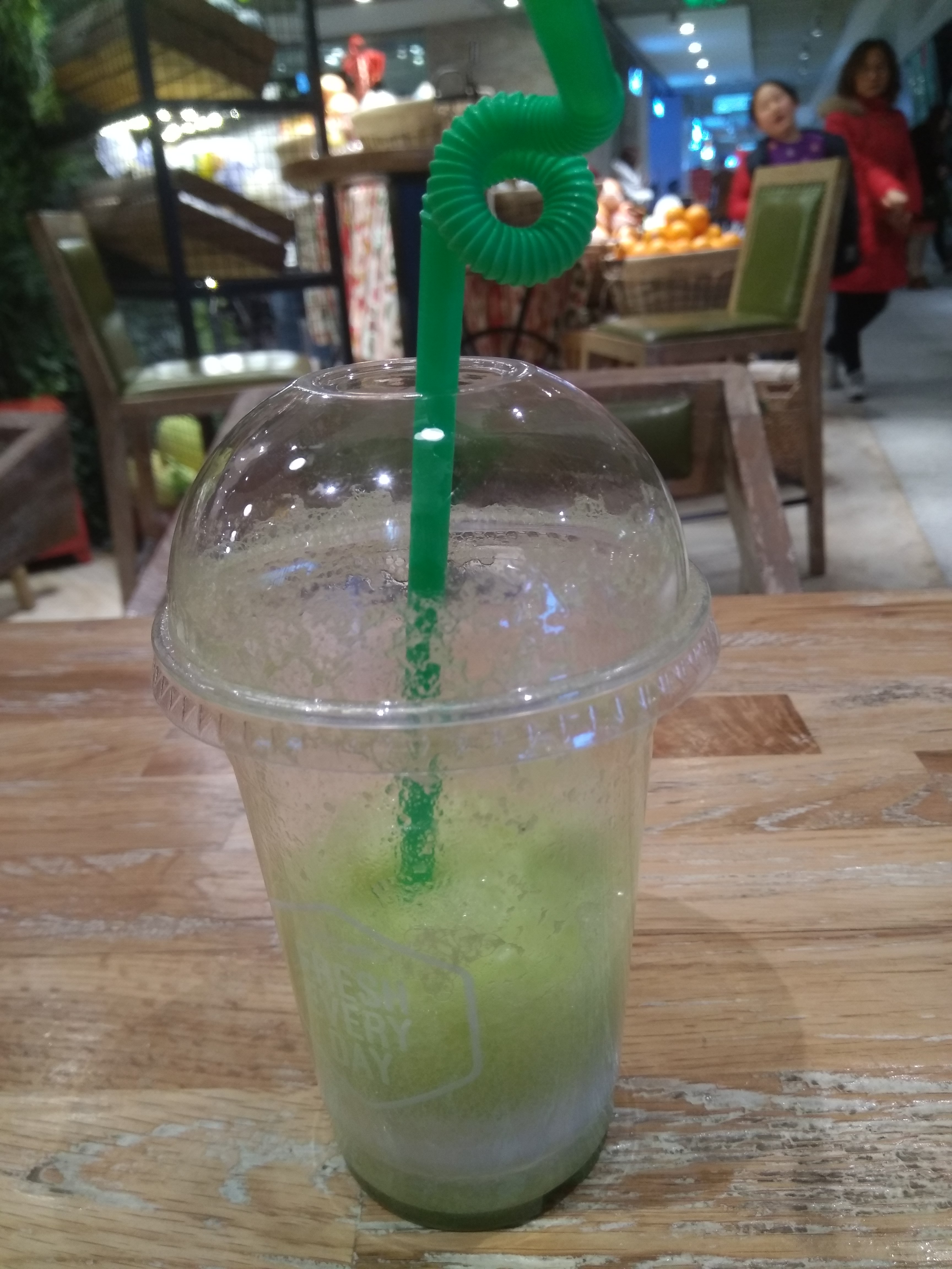 现在8090后单纯的其实很多,被yp随便骗骗的