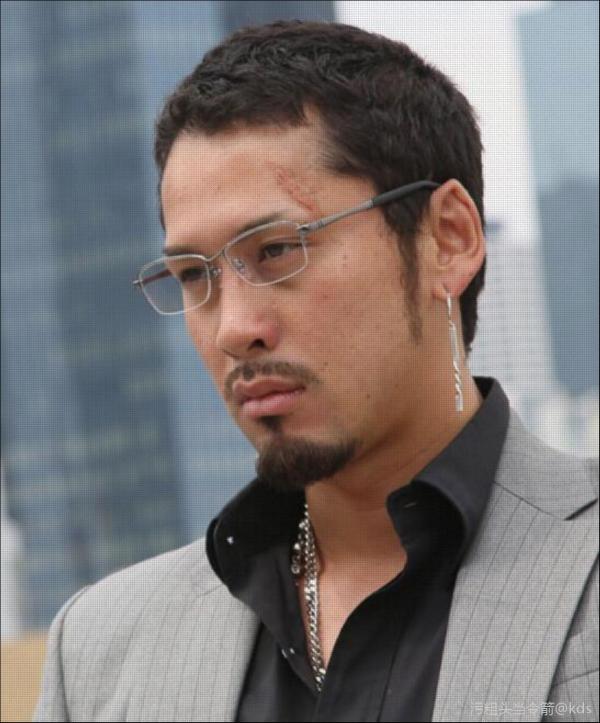 热血高校里的林田惠 变成了新宿天鹅里的猥琐大叔