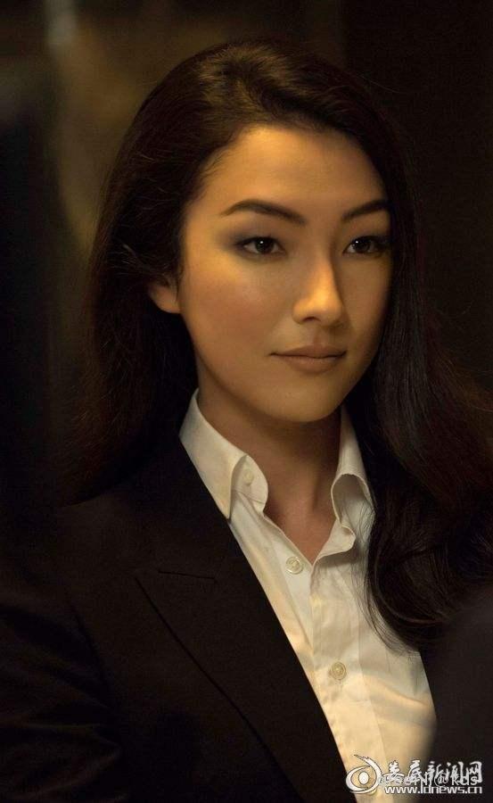 唐人街探案2中女警不错的