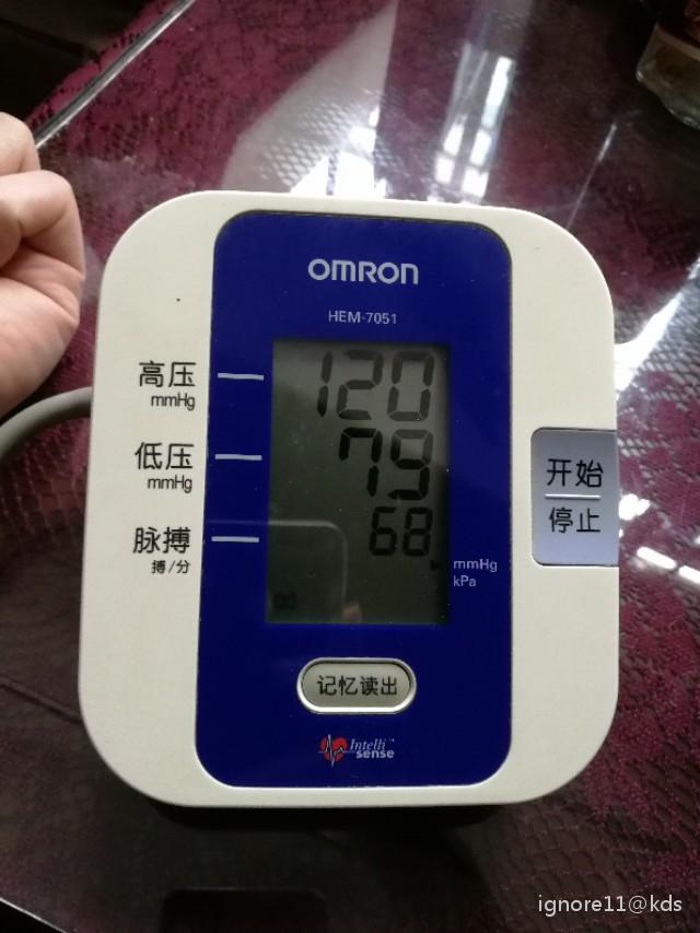 欧姆龙血压计偏低图片