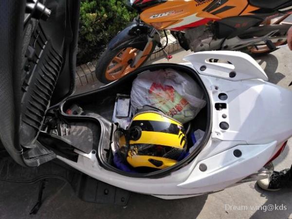 听说山上玩二轮的车神不少