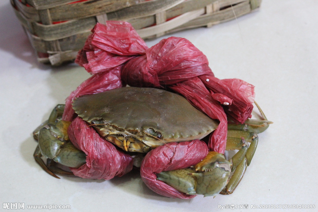 买了两只青蟹,90块钱,贵了吗?