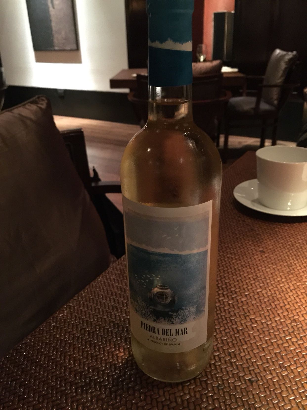 高档酒店喝红酒问题