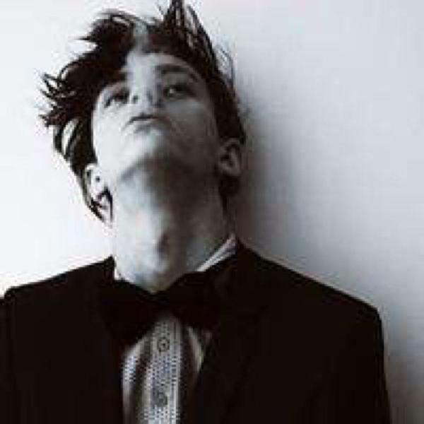 看.过二天送老头子去养老院 有感