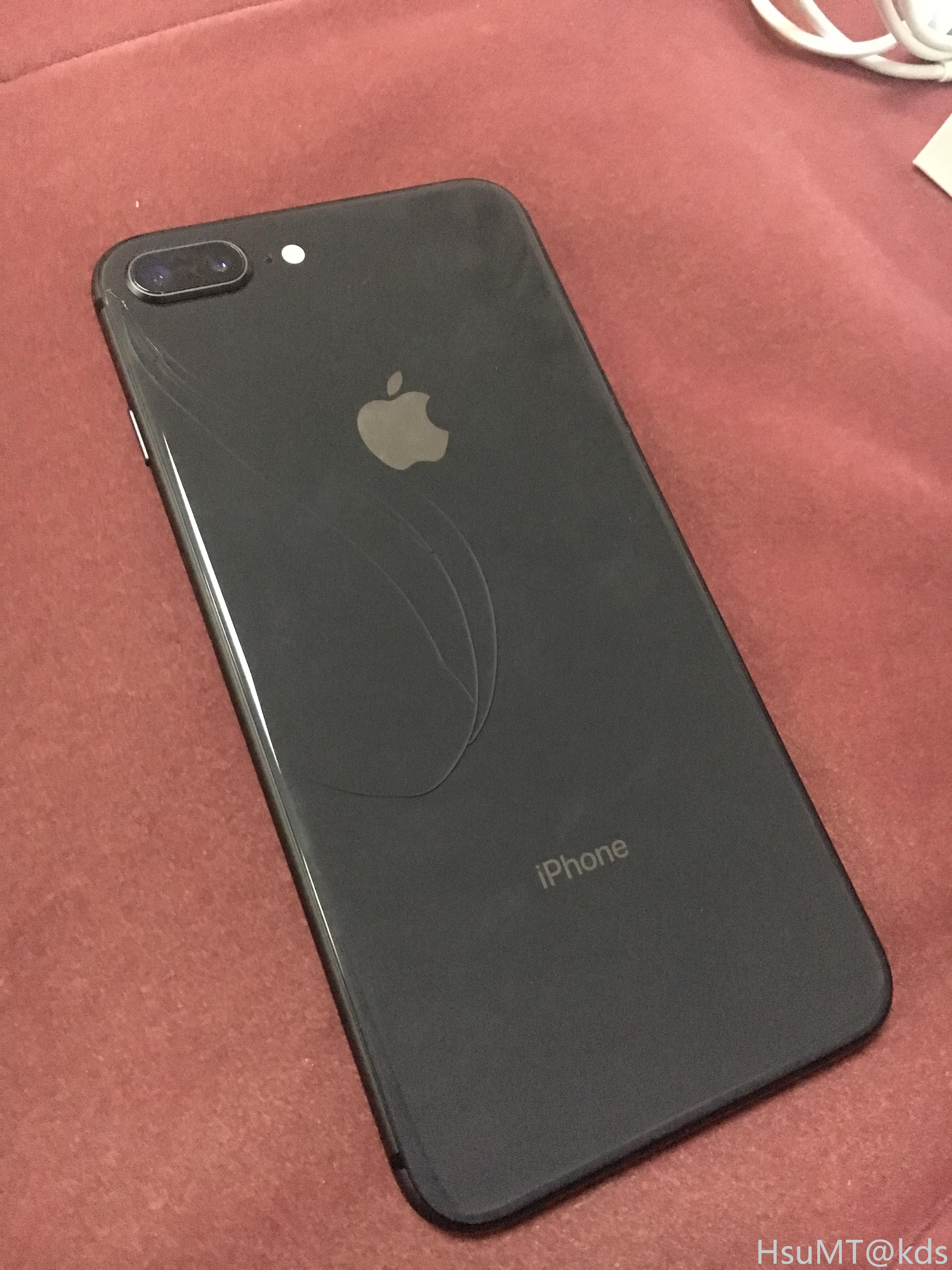 询价出256g亮黑iphone8plus