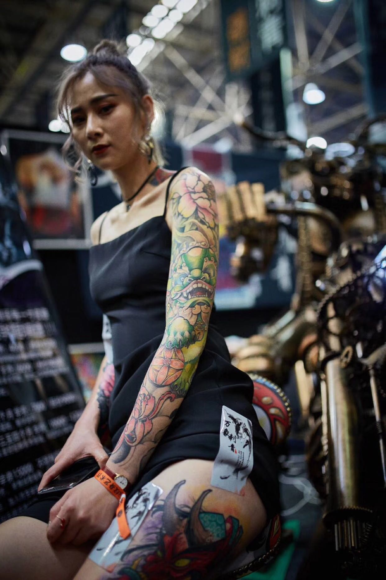 18年廊坊展会纹身女图片