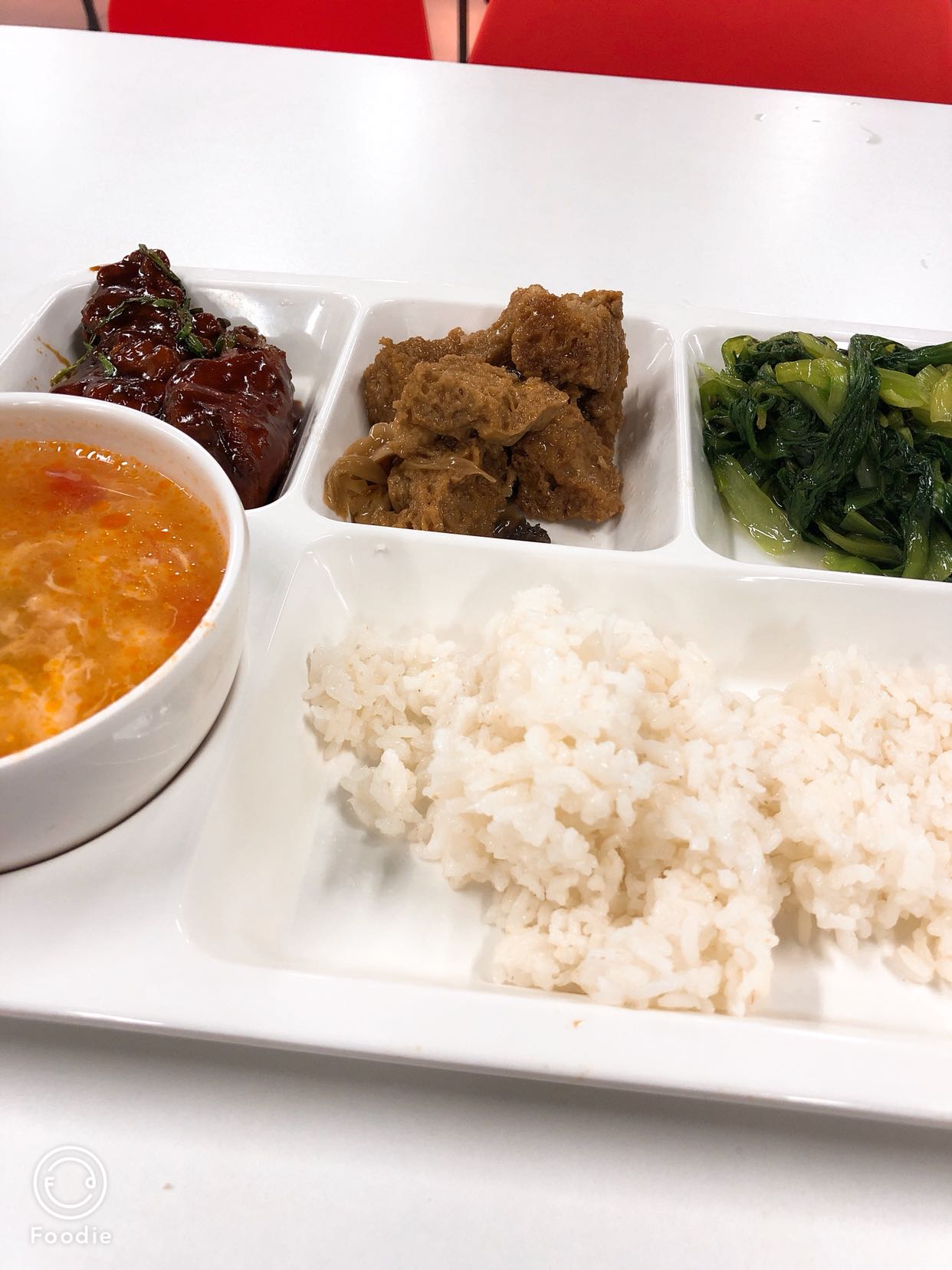 女土匪每天更新公司食堂工作餐