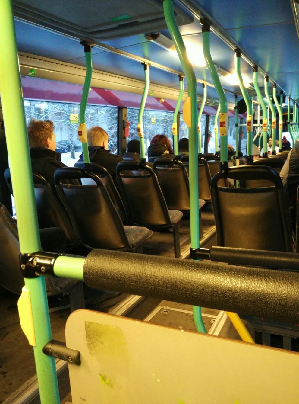 不知道为什么坐公交车都会有这种习惯