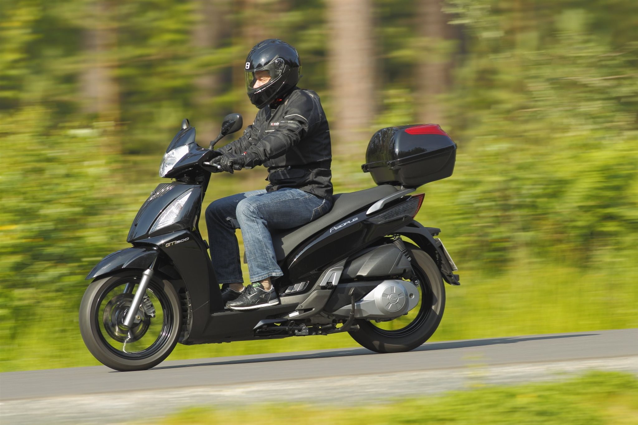 光阳的大轮踏板产品:people200