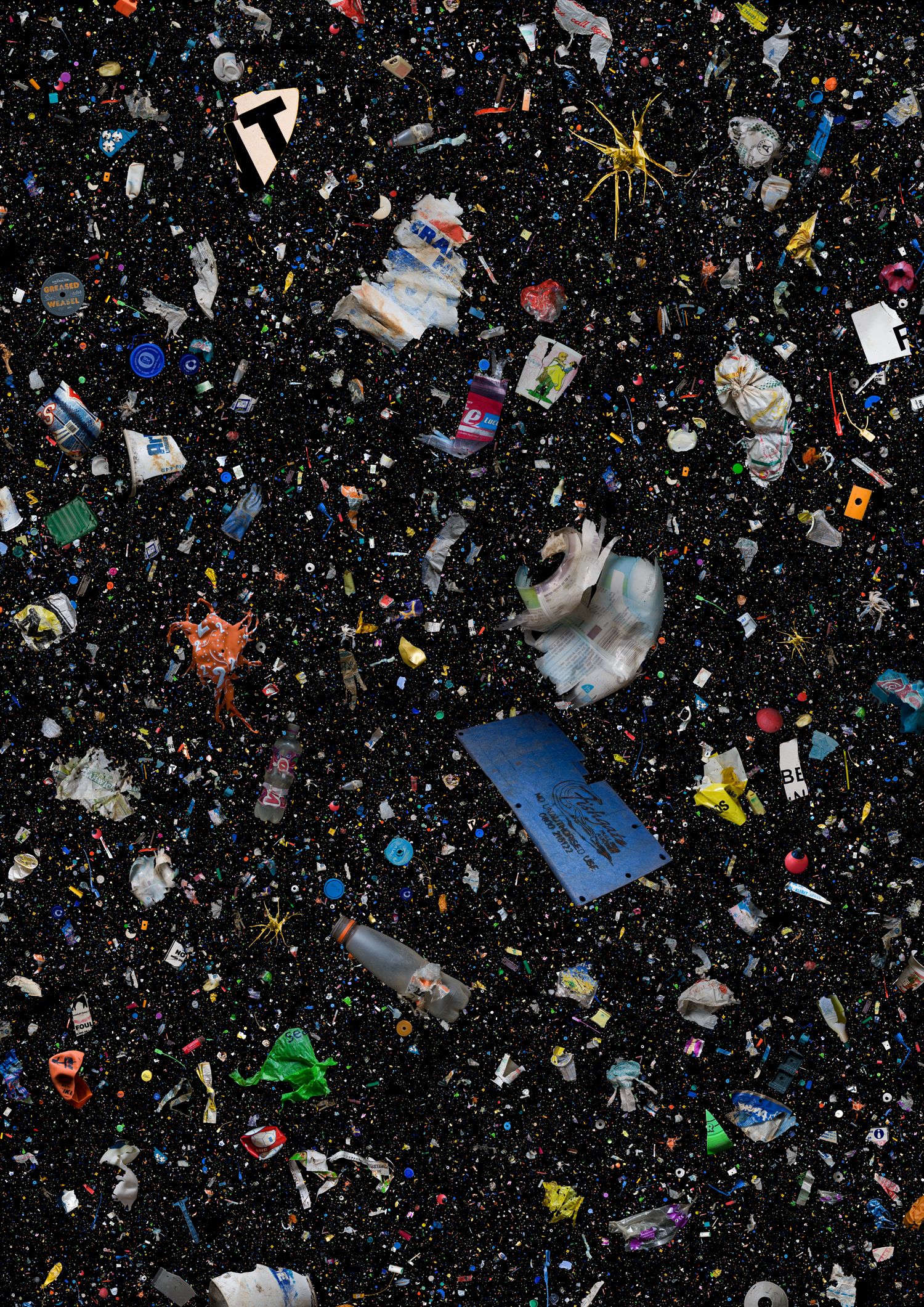 贴几张国外垃圾碎片组成的摄影作品.