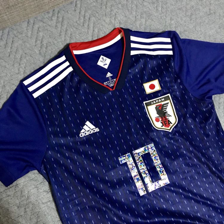 日本队队服到了