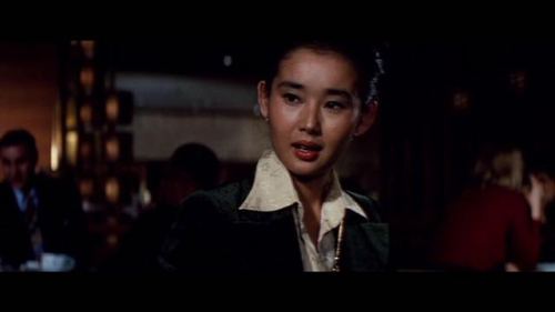 高仓健版本杜丘检察官真的帅的一逼,警视厅矢村警长也很正义,里面几个