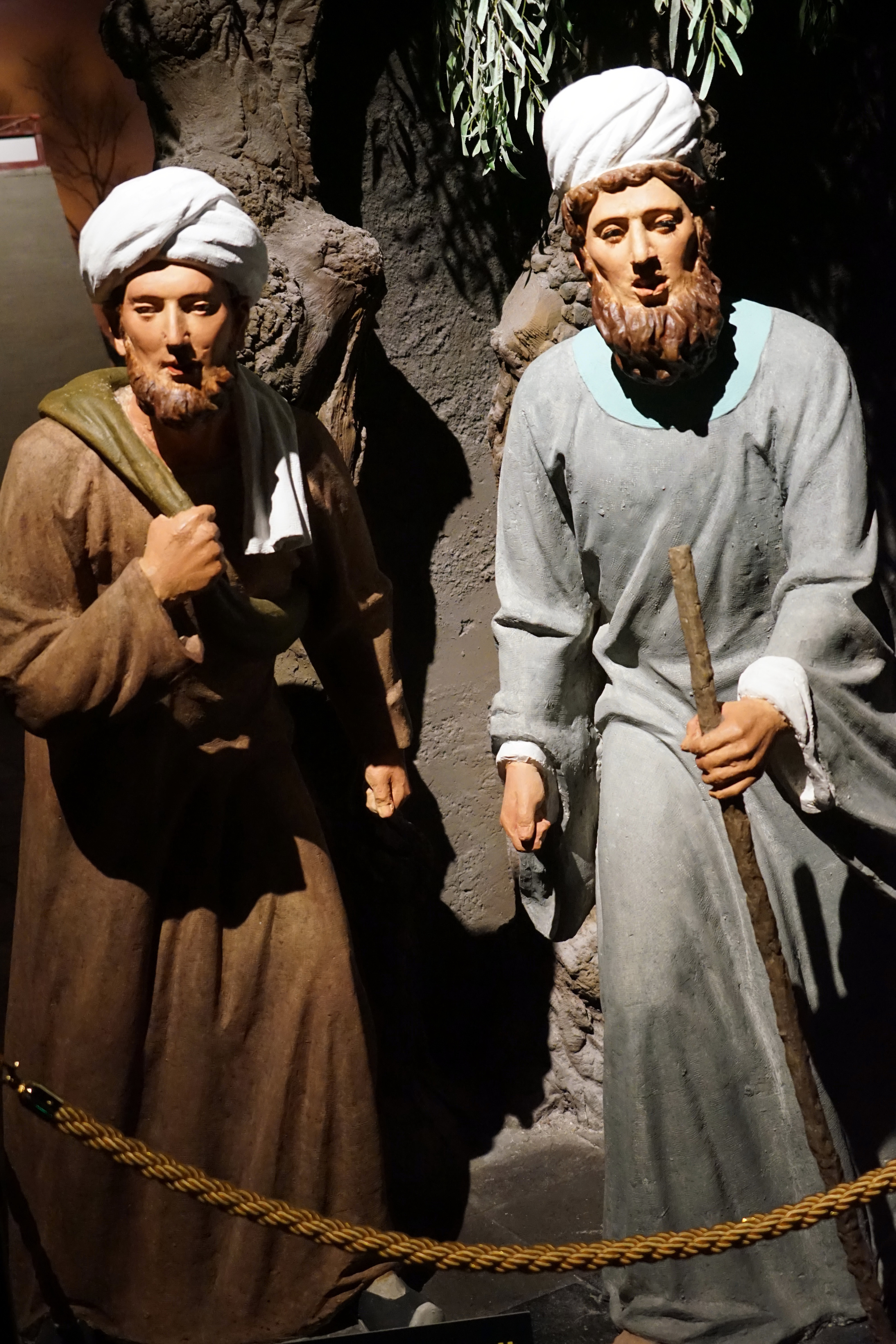 阿拉伯商人,这个还是有可能的.