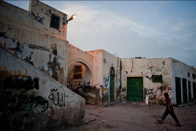 kds 宽带山 的黎波里 利比亚首都,建城已有3000年,曾分别被罗马人