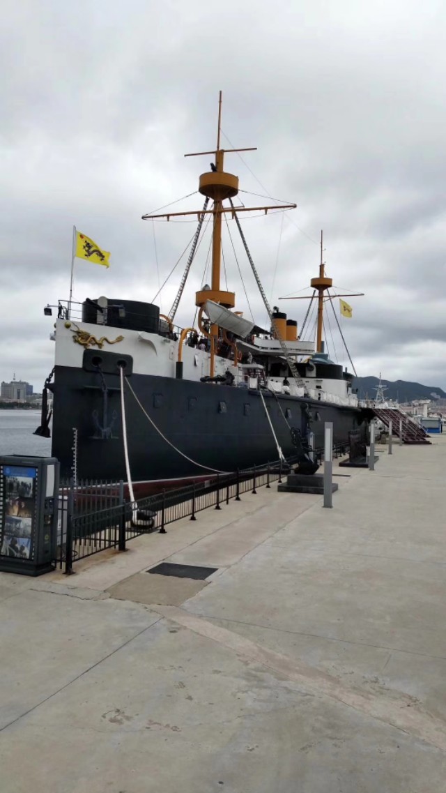 今天参观了大清水师复刻版战列舰!还是蛮自豪的!
