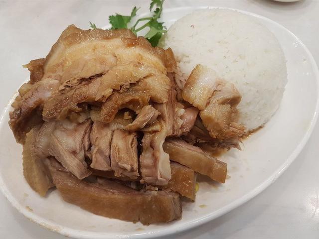 香港美食!肉量十足的卤水盖饭