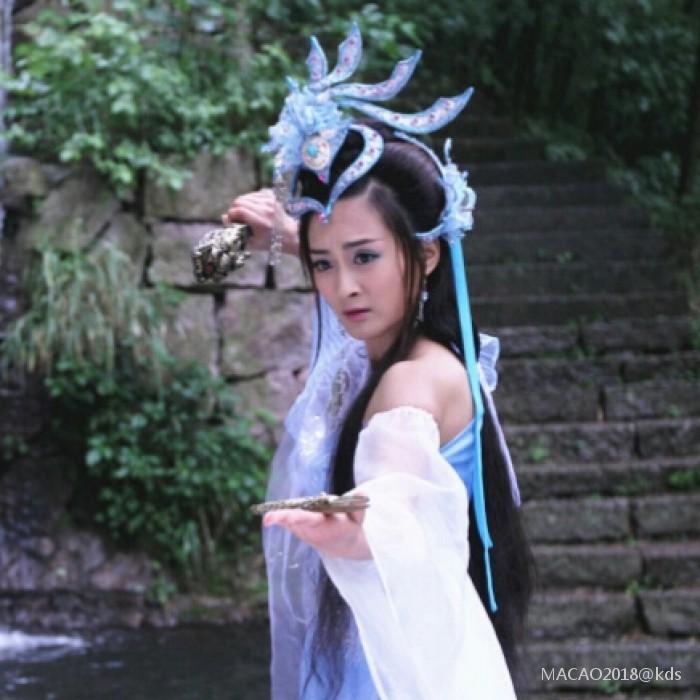 三仙岛的云霄碧霄琼霄仙子为啥要和西岐大军作对啊?