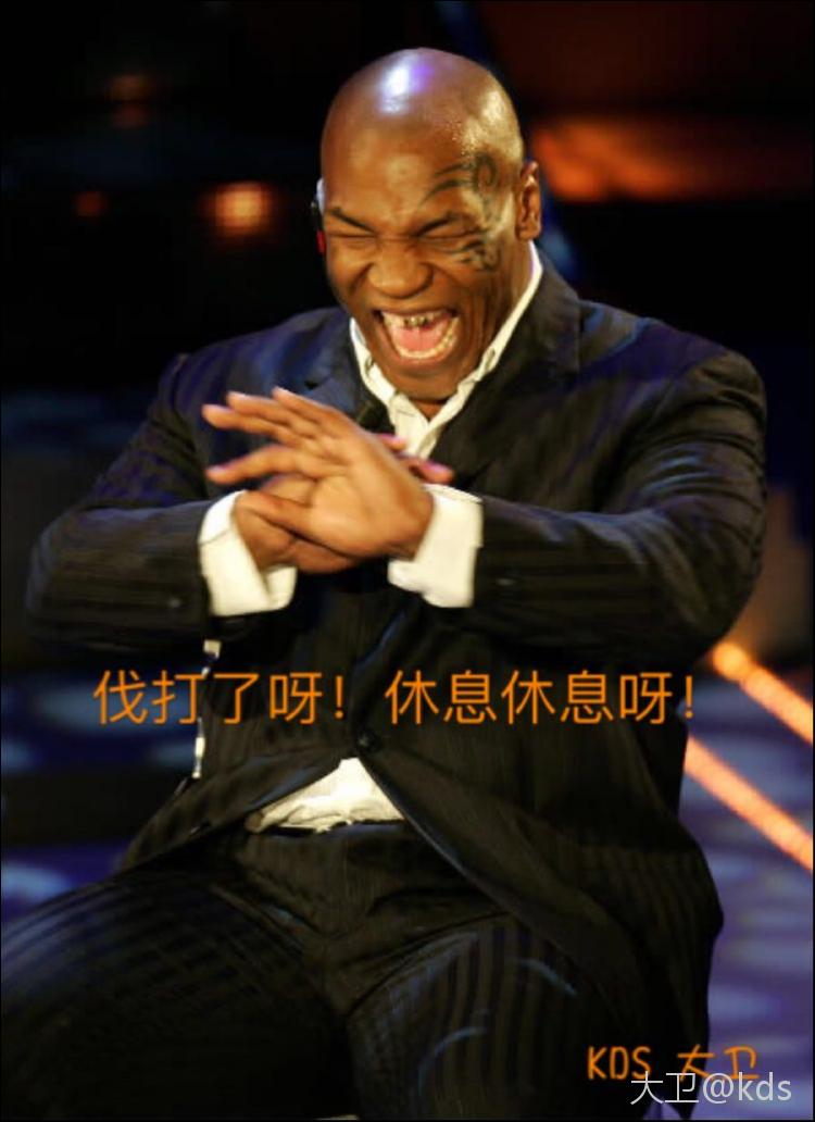 熊的爪子好长啊!