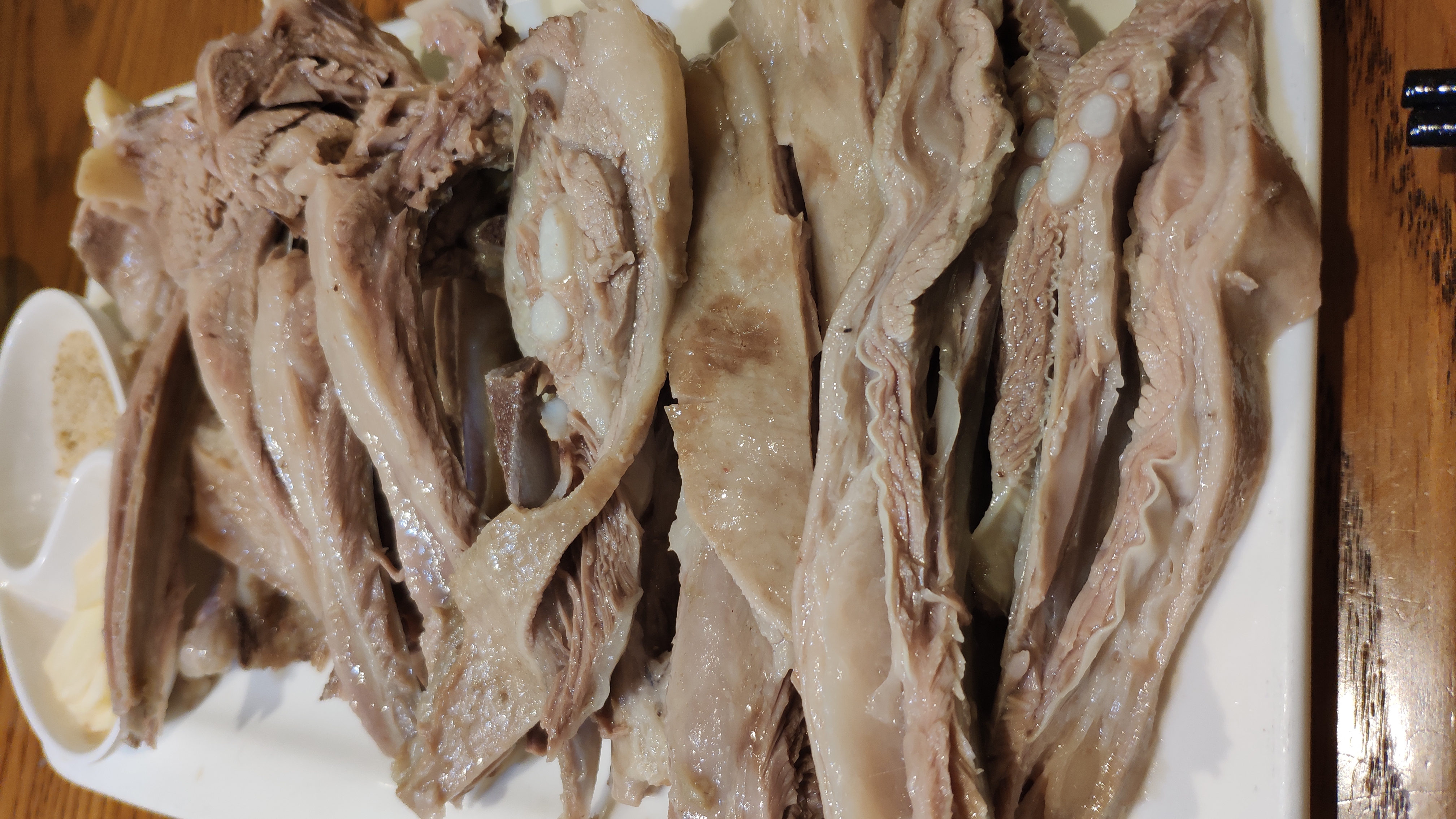 想买点白切羊肉吃吃,推荐上哪去买?