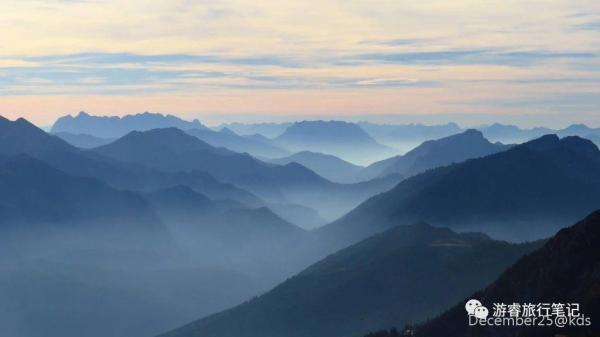 奥地利最美湖区,不是乌央乌央的哈尔施塔特,而