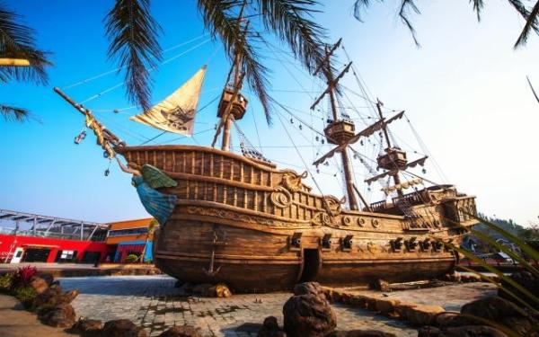 ▼29米巨型海盗船清吧