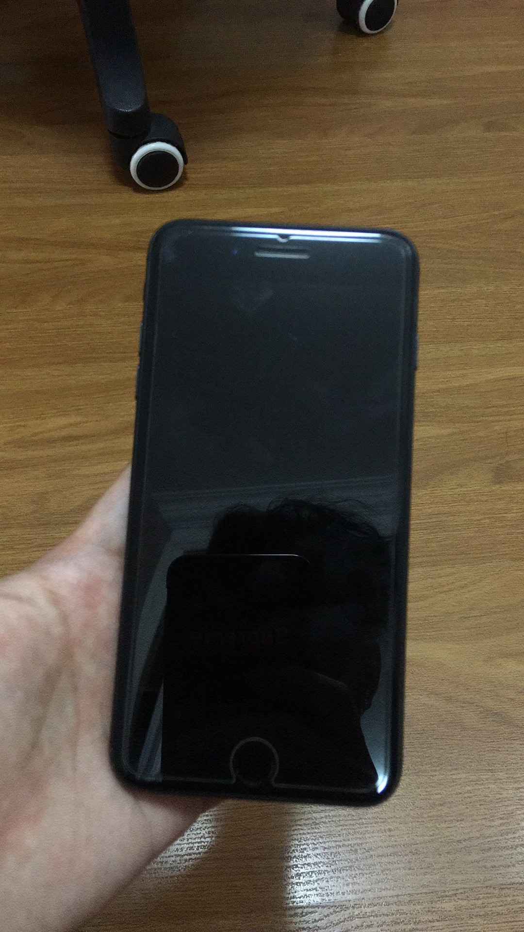 出9.5新苹果ip7p 磨砂黑的128g 无磕碰