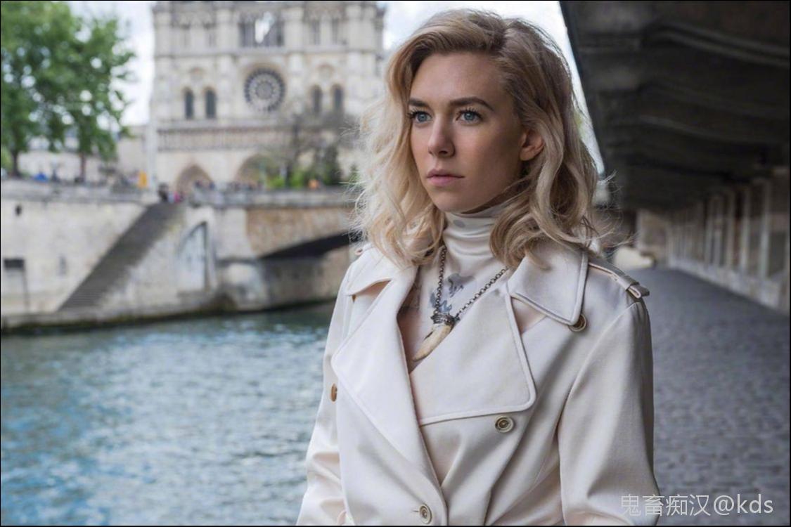 白寡妇pk黑寡妇谁嗲