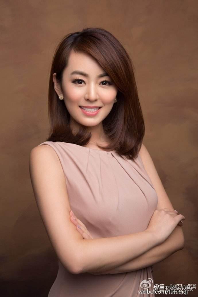 上海最美主持人应该是她.