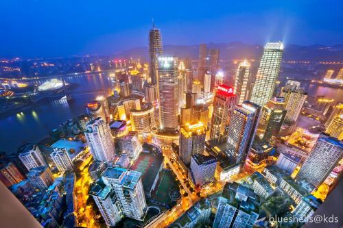 为什么青浦乡下的房价要3万 重庆市中心的房价