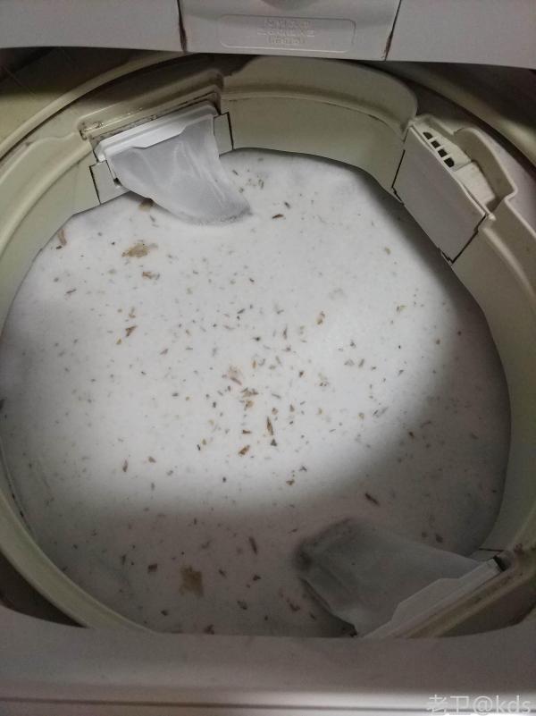 清洗洗衣机浸泡出来的老阬