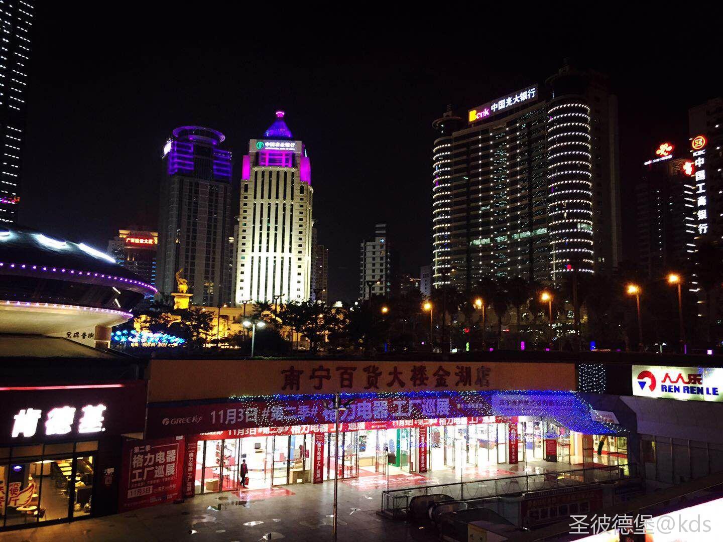 广西德天瀑布和中越边境友谊关能一天内游玩吗