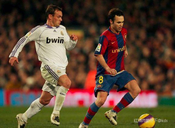 最近接触临售行业 支付宝使用率是微信的四倍