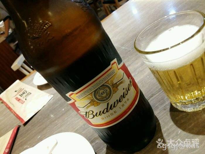 喝5瓶啤酒,酒量算好伐,没怎么吃菜,就喝酒!