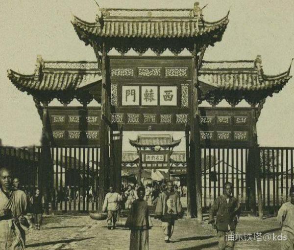 首先两江总督府的辖区便是"江西省"和"江南省",清时"江西省"大致就是