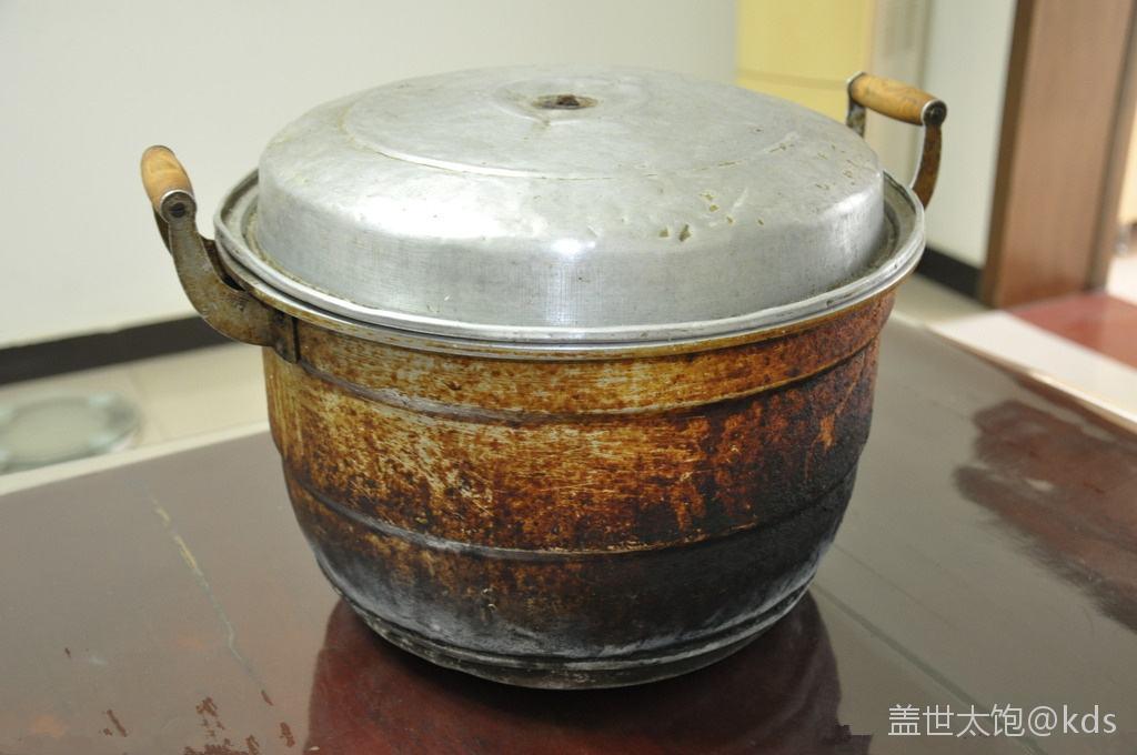 [引用] [只看此人][举报]     盖世太饱 [l626414j] 4楼 卖钢精锅子的