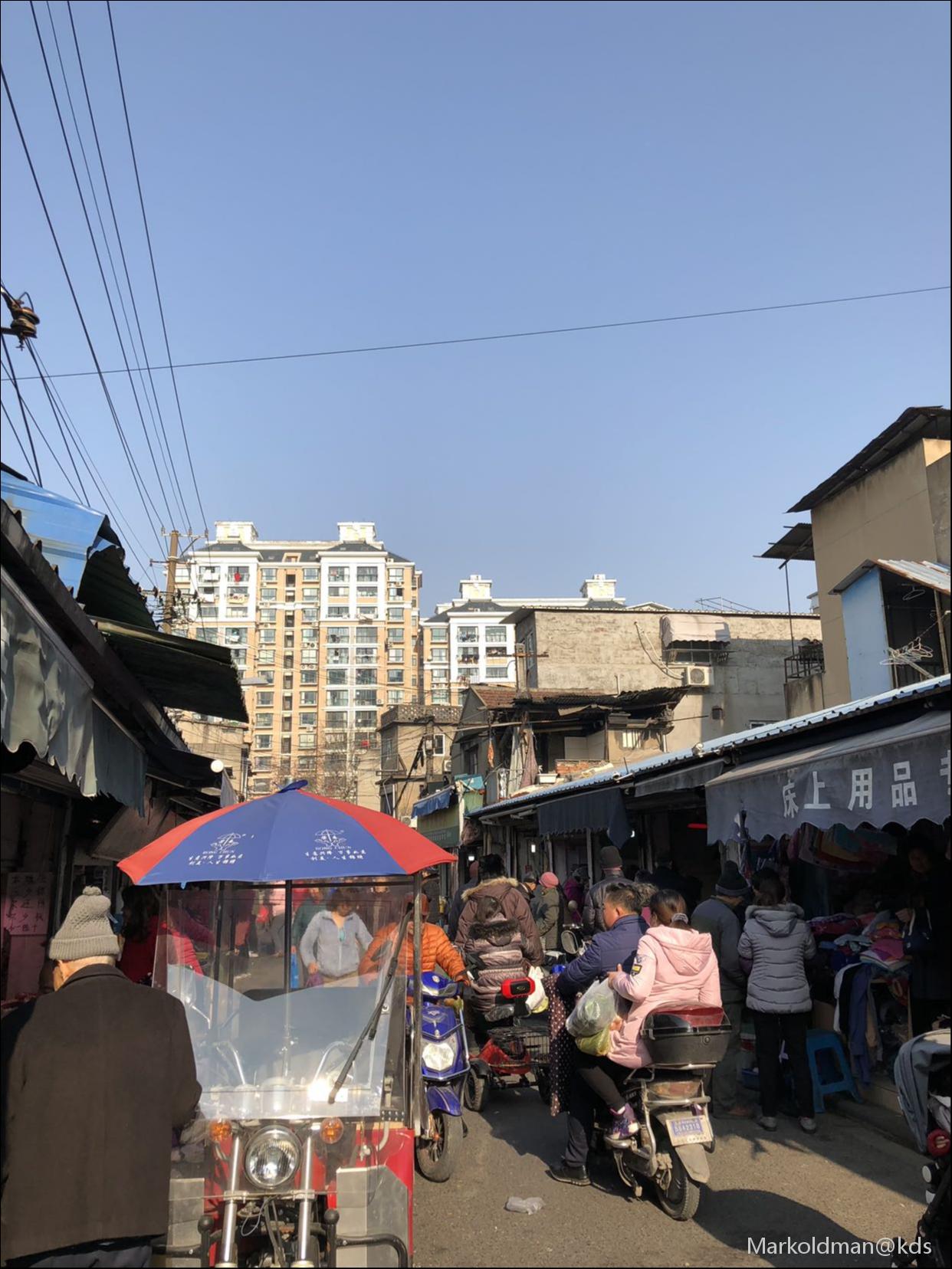 上海的这种小街小巷都快绝种了屌丝不敢出门了