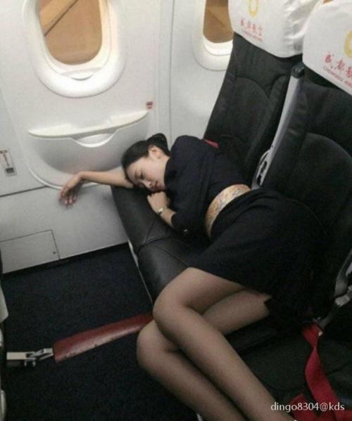 空姐也蛮幸苦的