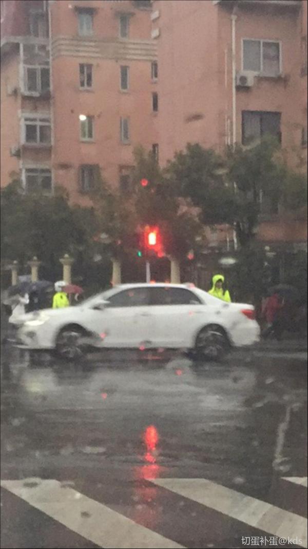 徐汇区的交管行政复议在哪里