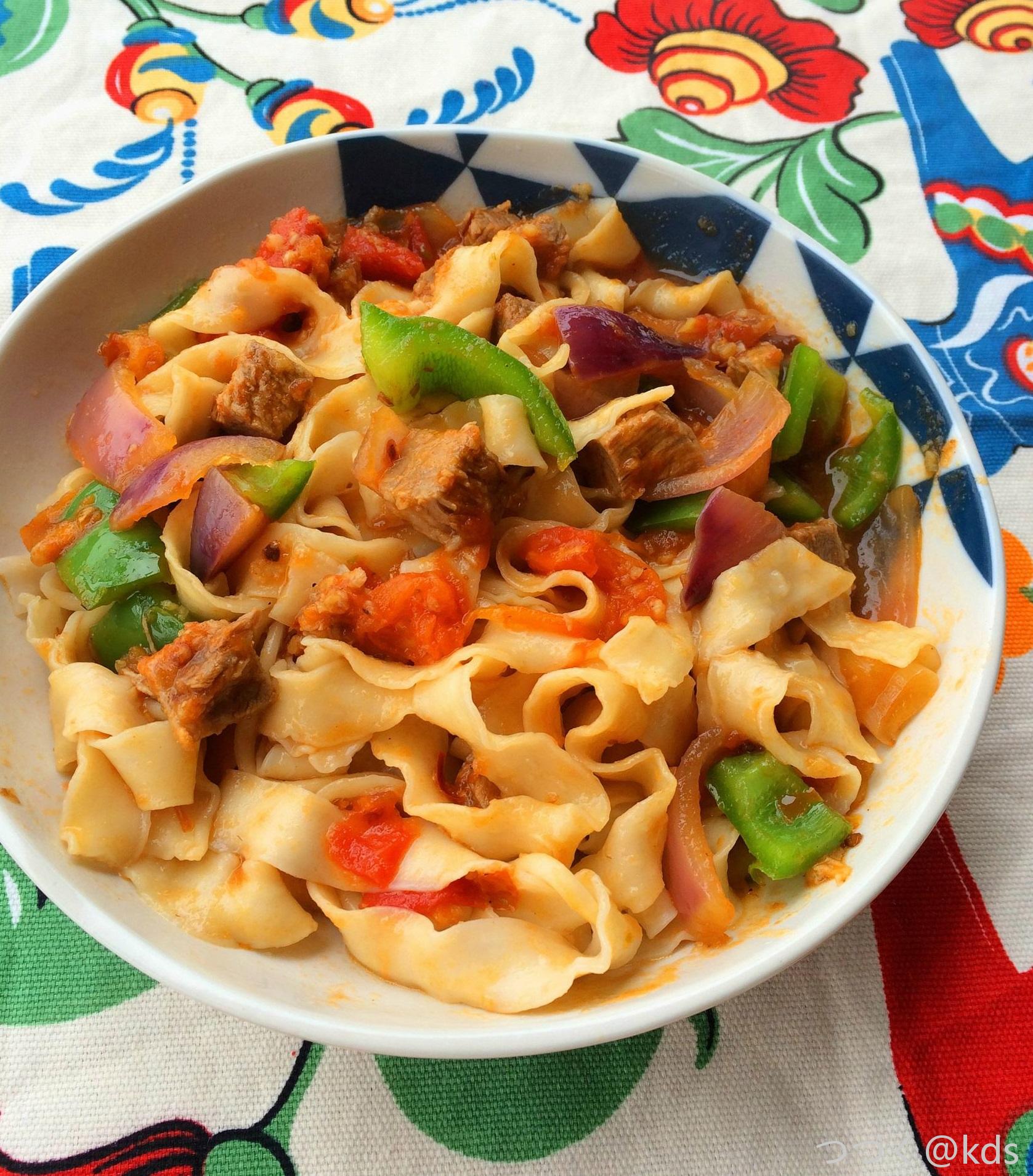 兰州盖浇面蛮好吃的