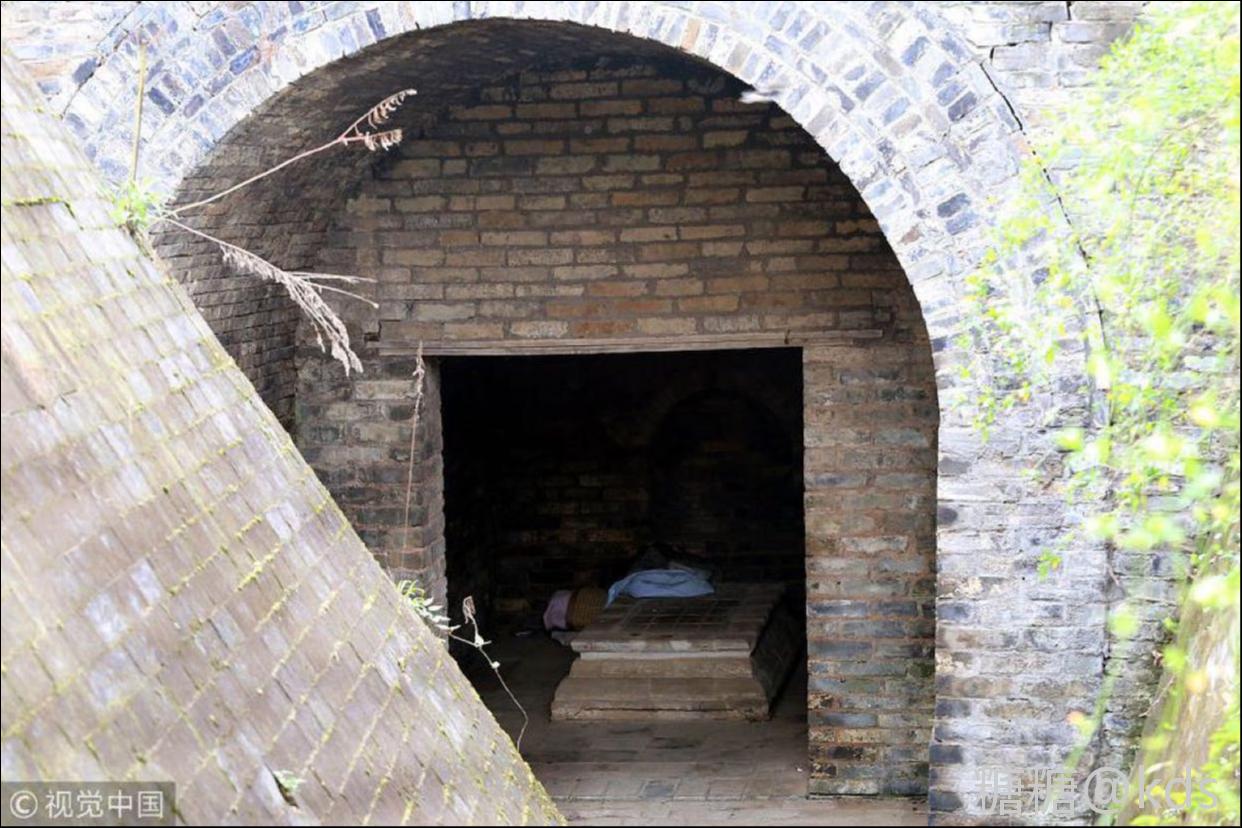 南京明公主墓住进"活人" 墓室当做杂物间