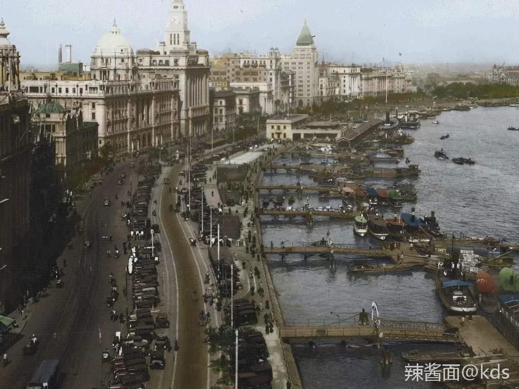 用老照片来告诉你十里洋场里那些你看得到的风花雪月和看不到的刀光