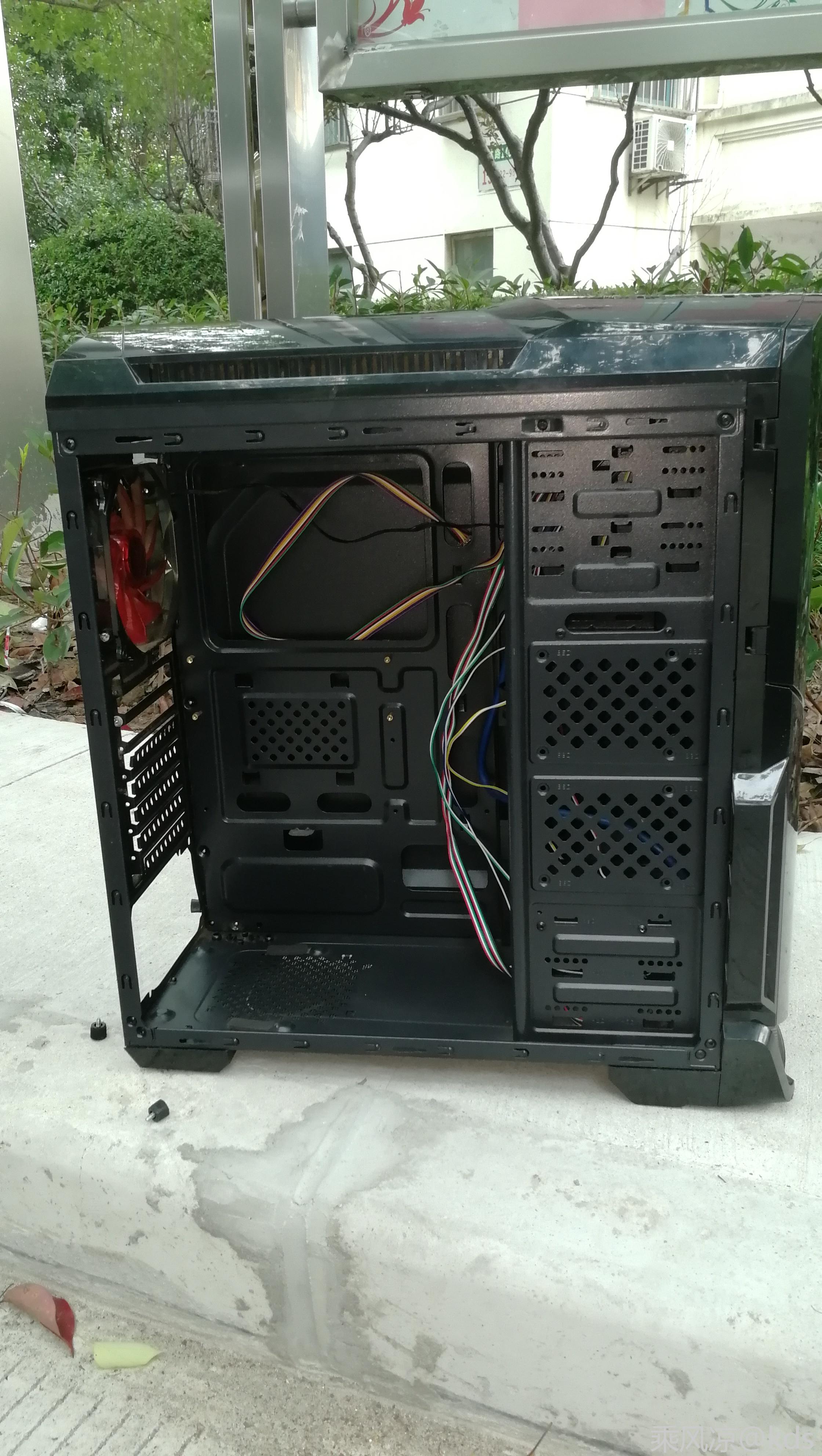 出个机箱tt领航者,仅限自取