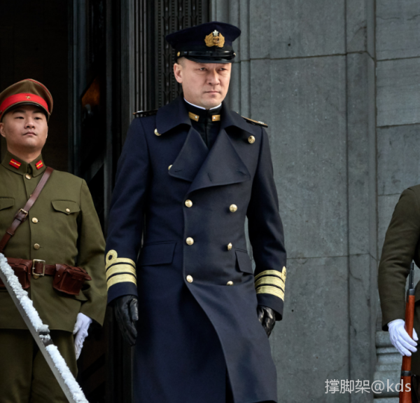 浅野忠信饰演的是山口多闻