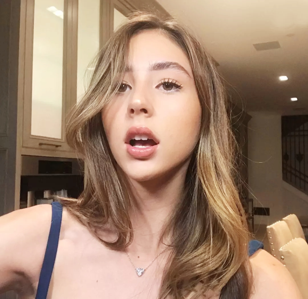 史泰龙的女儿们更适合大家!