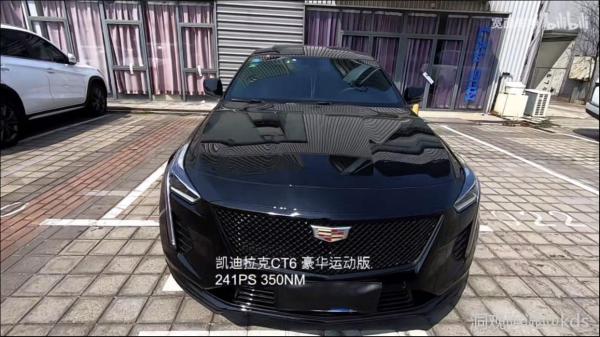 宽面车神豪华运动ct6到底是黑色好看还是白色