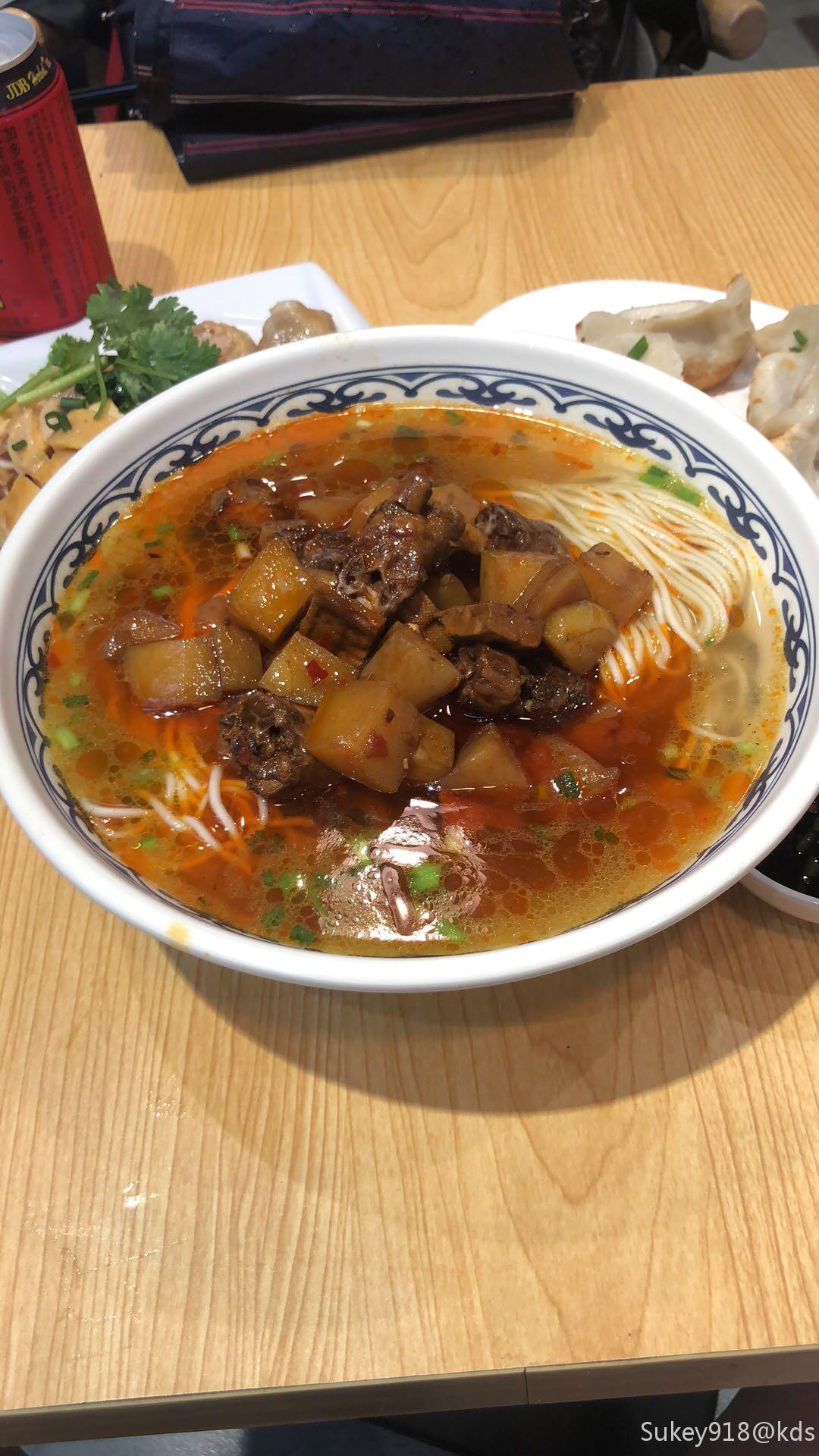 鸡骨酱面,开开心心