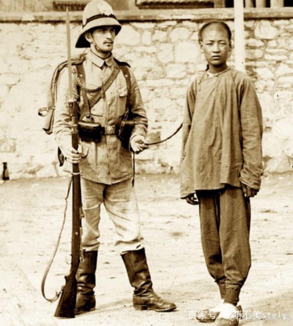 让人抓住小辫子的说法 就是这么来的!鞑子祸害最深!