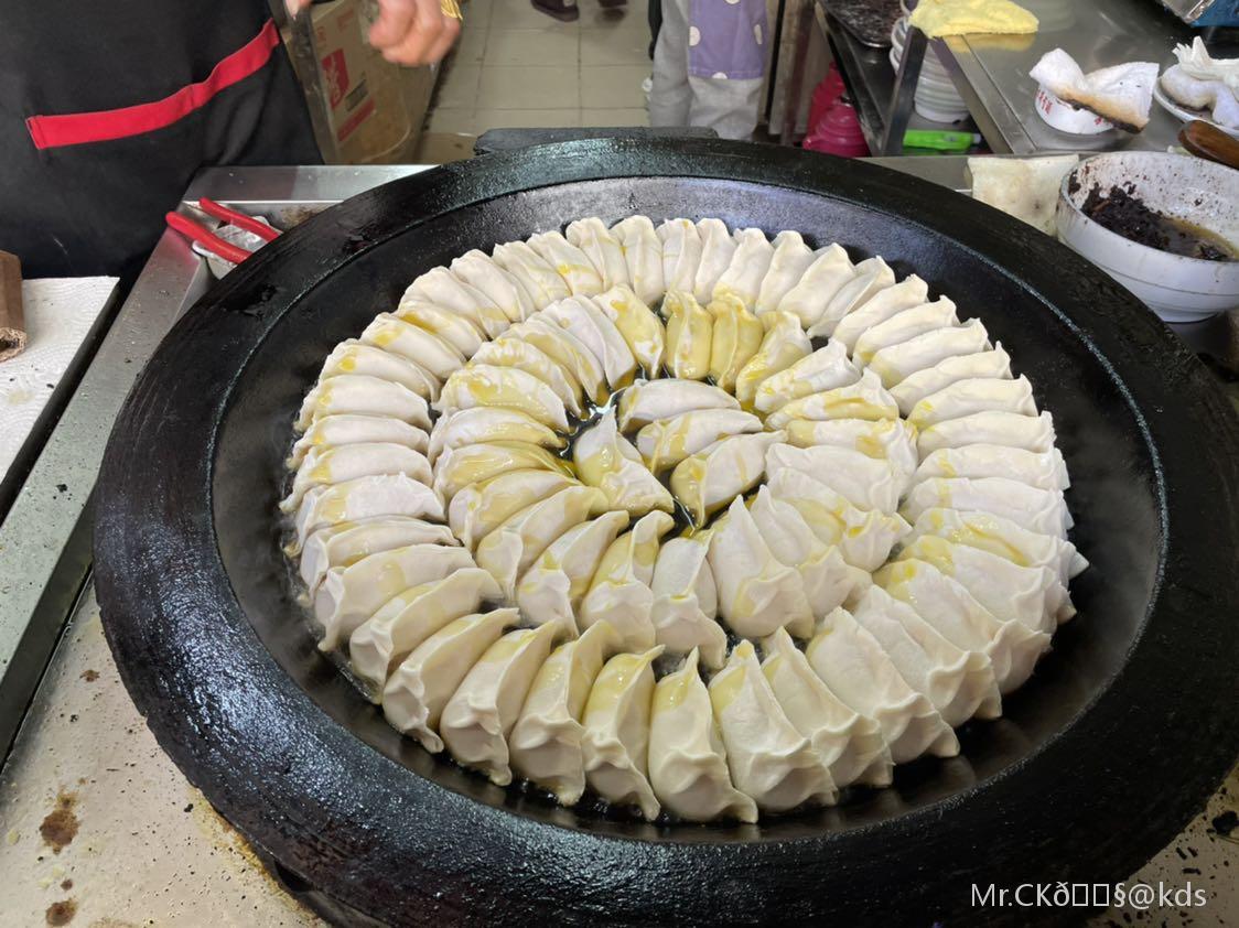 大杨浦的阿年锅贴味道如一