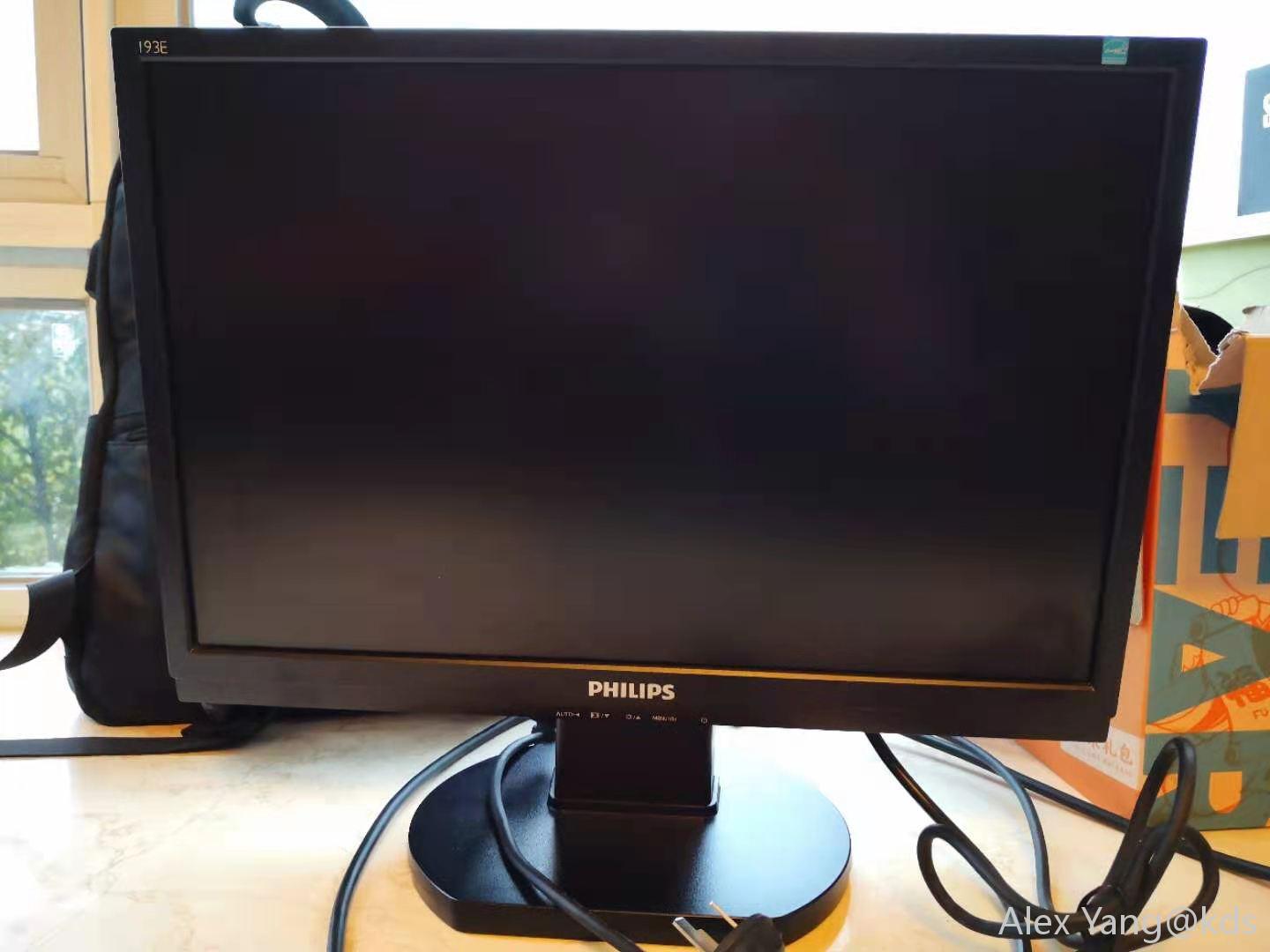 出个19寸的液晶显示屏